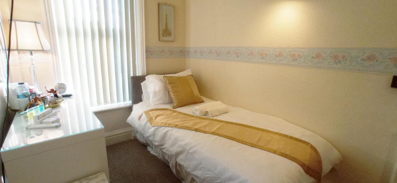 Lily Hotel Blackpool Exterior foto